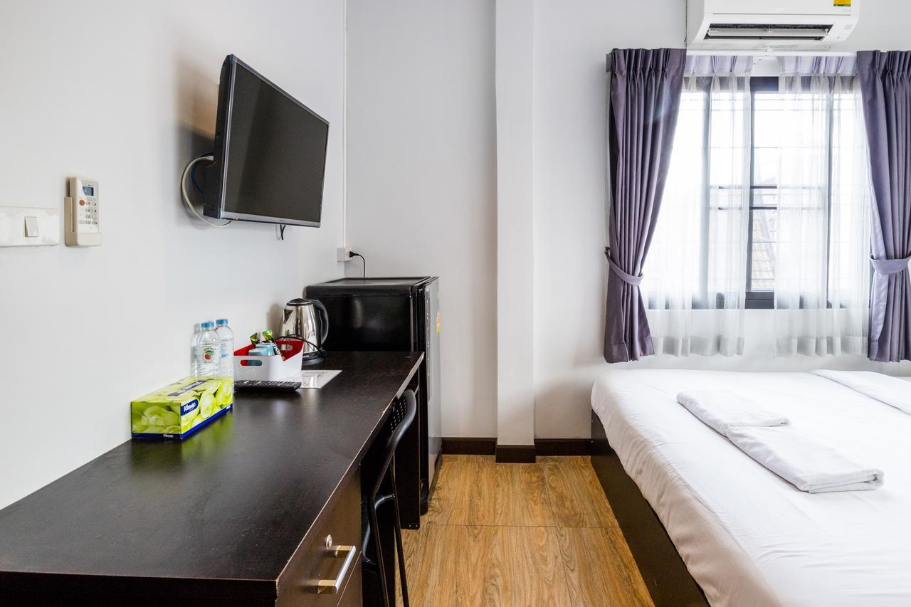 The Cube Sathorn Boutique Hotel เดอะ คิวบ์ สาทร บูติค โฮเทล Near Bts Surasak Bangkok Exterior foto